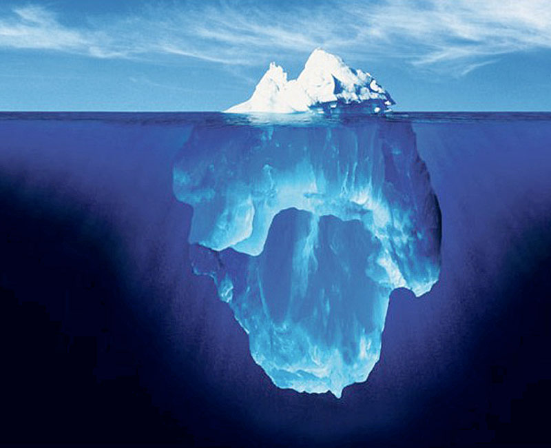 Ein Kristall im Wasser